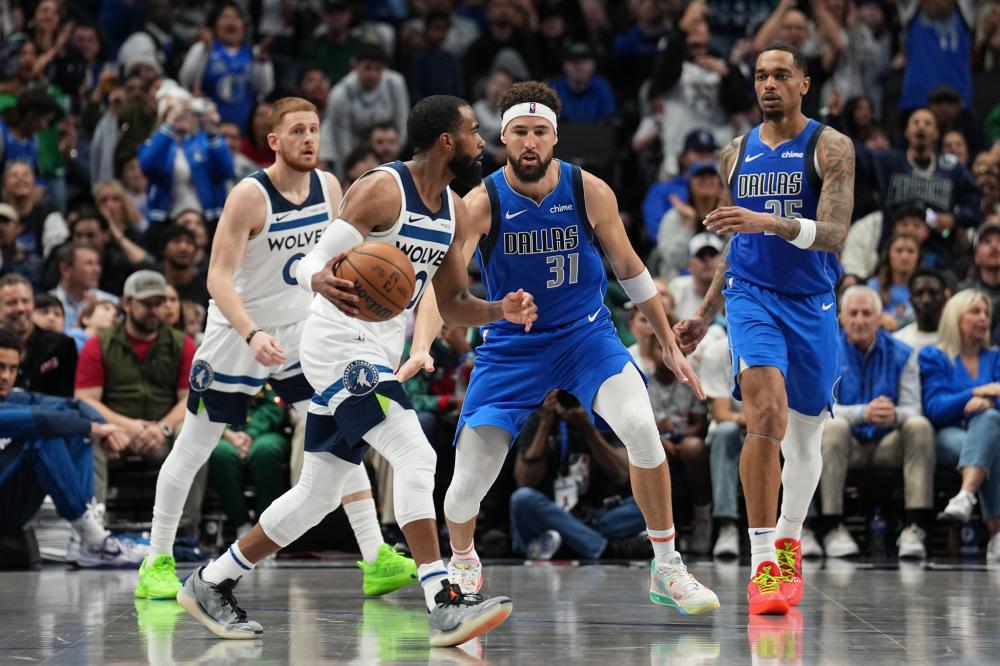 引了众多球 引了众多球