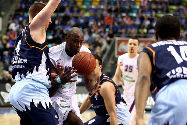 四面凯歌｜大巴黎翻盘？